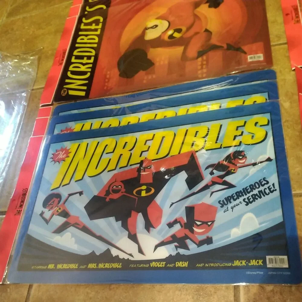 RARE Lot of 11 NEW SEALED Vintage Disney Pixar The Incredibles Placemats 4 types